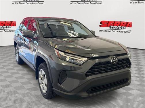 2025 Toyota RAV4 LE