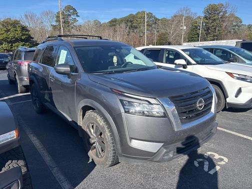 2022 Nissan Pathfinder SV 2WD