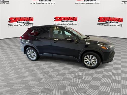 2025 Toyota Corolla Cross LE
