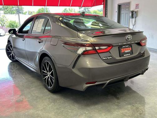 Predawn Gray Mica 2024 Toyota Camry SE