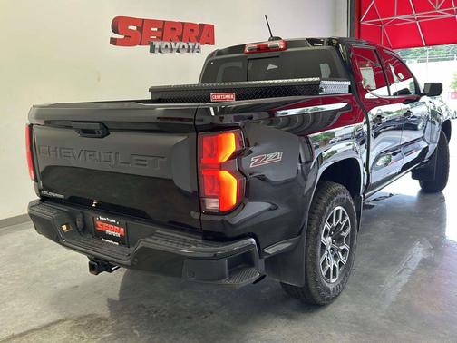 Black 2025 Chevrolet Colorado Z71