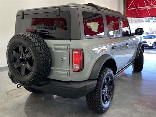 2023 Ford Bronco Black Diamond