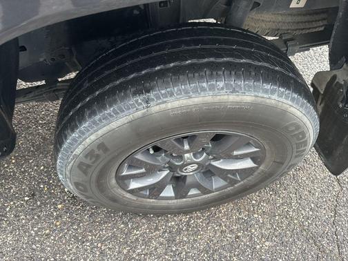 Magnetic Gray Metallic 2022 Toyota Tacoma SR5