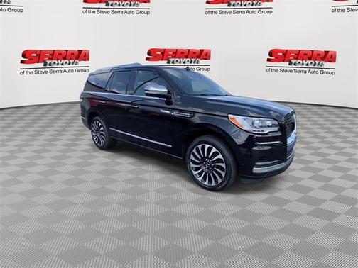 2022 Lincoln Navigator Black Label