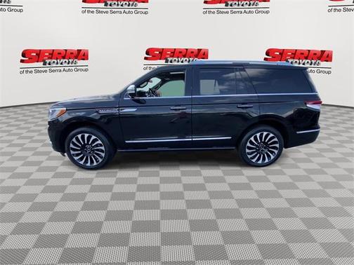 2022 Lincoln Navigator Black Label