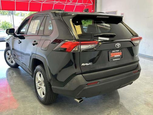 Midnight Black Metallic 2021 Toyota RAV4 XLE