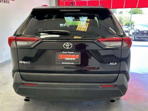 Midnight Black Metallic 2021 Toyota RAV4 XLE