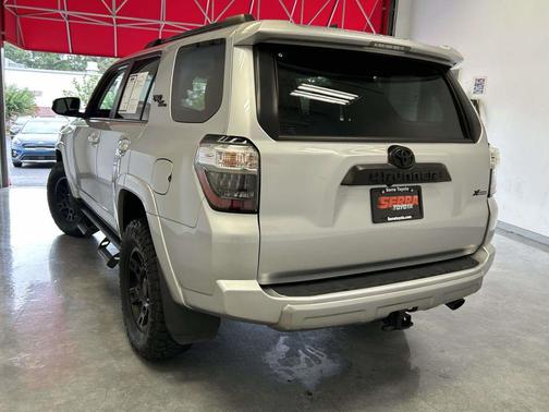 Classic Silver Metallic 2024 Toyota 4Runner TRD Off Road