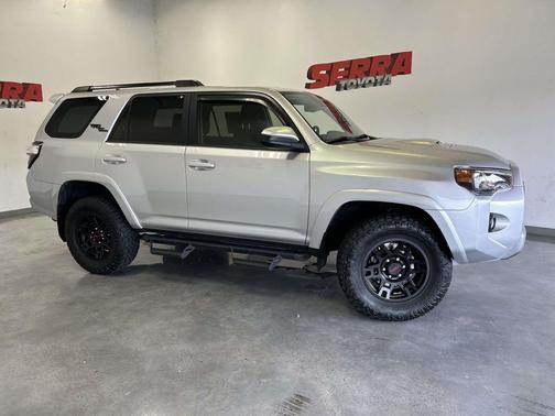 Classic Silver Metallic 2024 Toyota 4Runner TRD Off Road