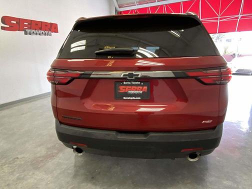 Radiant Red Tintcoat 2023 Chevrolet Traverse RS