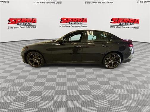 2023 Alfa Romeo Giulia Estrema AWD