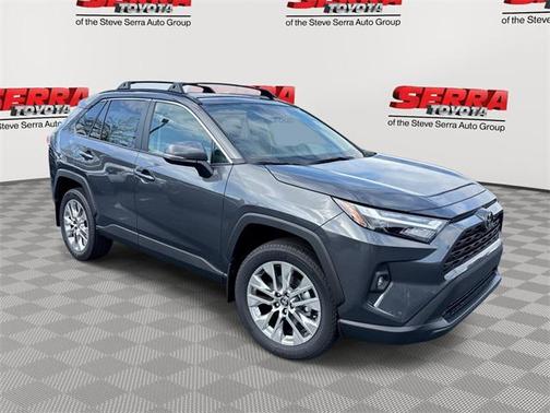 2025 Toyota RAV4 XLE Premium