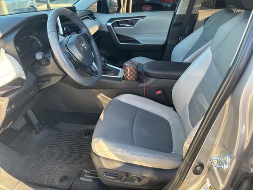 Silver Sky Metallic 2024 Toyota RAV4 XLE Premium