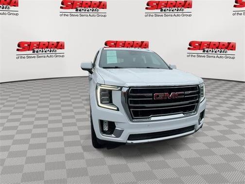 2023 GMC Yukon SLT