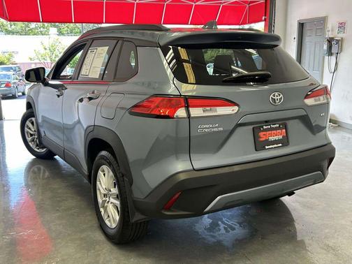 Celestite 2024 Toyota Corolla Cross LE