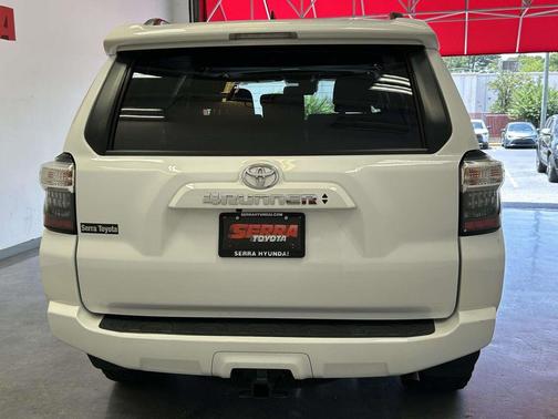 Ice Cap 2024 Toyota 4Runner SR5 Premium
