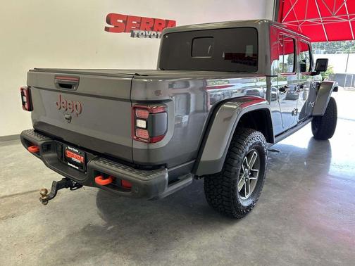 Granite Crystal Metallic Clearcoat 2025 Jeep Gladiator Mojave X