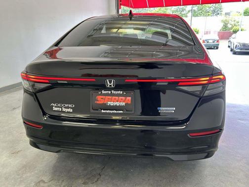 Crystal Black Pearl 2024 Honda Accord Hybrid Touring