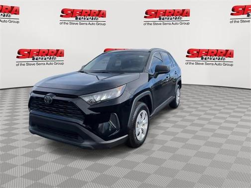 2019 Toyota RAV4 LE