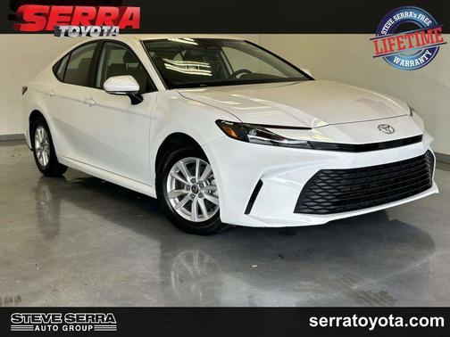 Ice Cap 2025 Toyota Camry LE