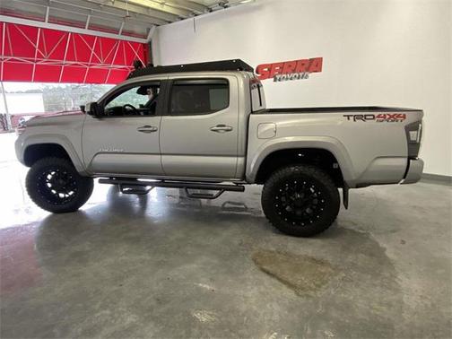 2018 Toyota Tacoma TRD Sport