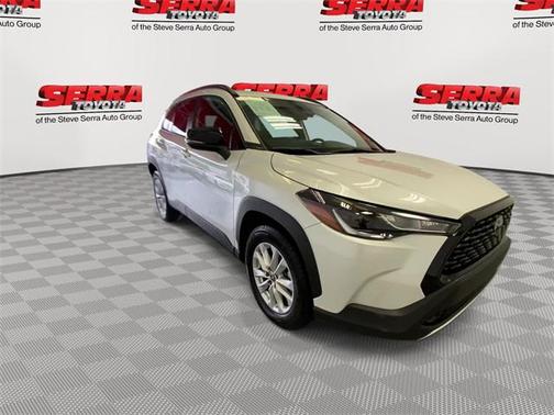2025 Toyota Corolla Cross LE