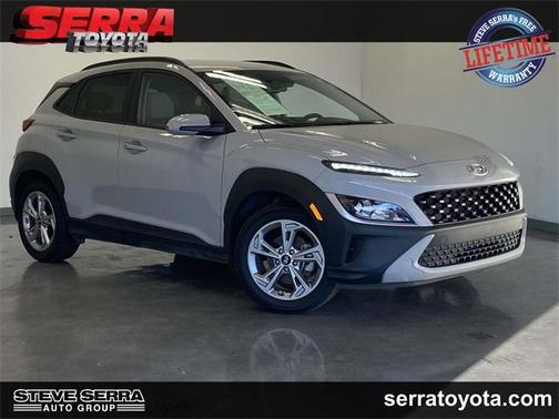 2022 Hyundai KONA SEL