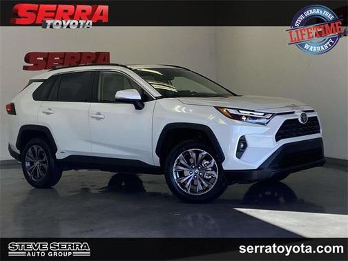 2025 Toyota RAV4 Hybrid XLE Premium