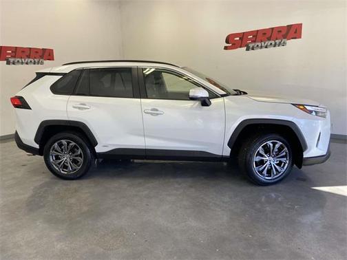 2025 Toyota RAV4 Hybrid XLE Premium