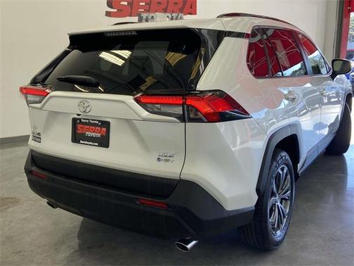 2025 Toyota RAV4 Hybrid XLE Premium