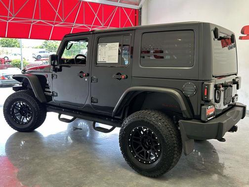 Black Clearcoat 2016 Jeep Wrangler Unlimited Sport