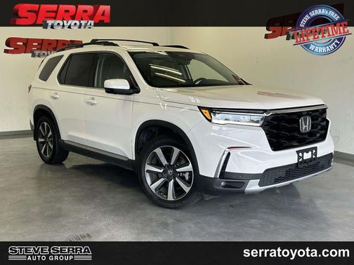 Platinum White Pearl 2023 Honda Pilot AWD Elite