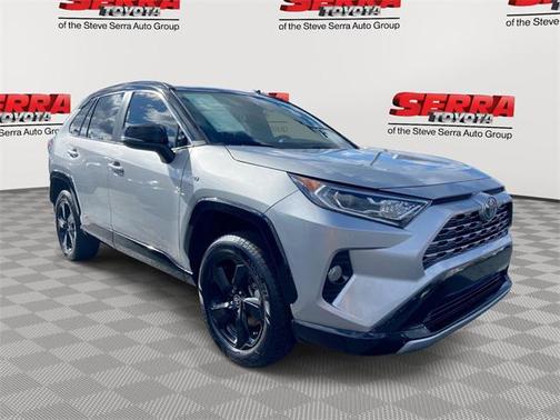 2021 Toyota RAV4 Hybrid SE