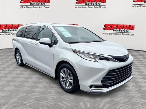 2024 Toyota Sienna Limited 7-Passenger