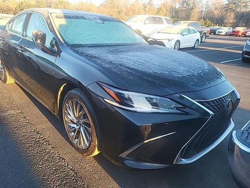 2023 Lexus ES 350 Ultra Luxury