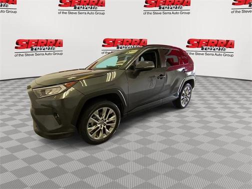 2020 Toyota RAV4 XLE Premium