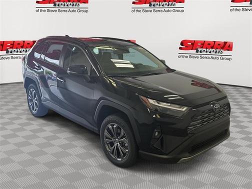 2025 Toyota RAV4 Hybrid SE