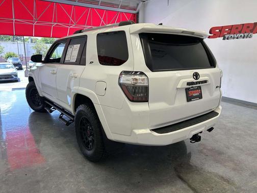 Ice Cap 2024 Toyota 4Runner SR5 Premium