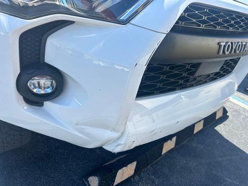 Ice Cap 2024 Toyota 4Runner SR5 Premium
