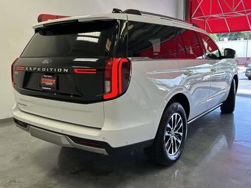 OXFORD WHITE 2025 Ford Expedition Platinum