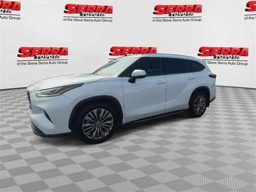 2023 Toyota Highlander Platinum