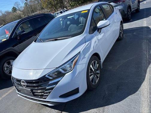 2024 Nissan Versa 1.6 SV