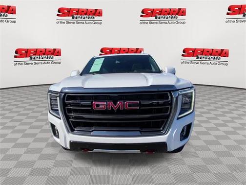 2024 GMC Yukon 4WD AT4
