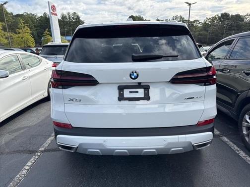 2025 BMW X5 xDrive40i