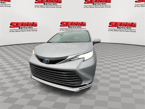 2025 Toyota Sienna Limited