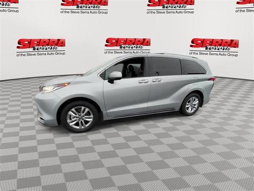 2025 Toyota Sienna Limited