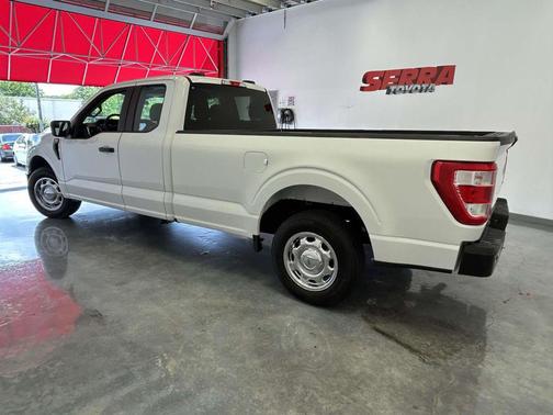 OXFORD WHITE 2023 Ford F-150 XL