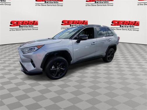 2021 Toyota RAV4 Hybrid SE