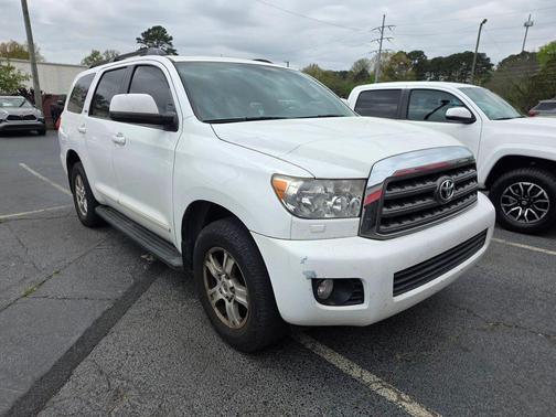 2015 Toyota Sequoia SR5