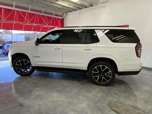 2022 Chevrolet Tahoe 4WD RST